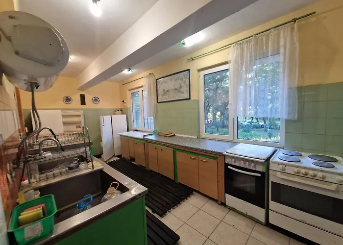 миньор Деревянный коттедж *